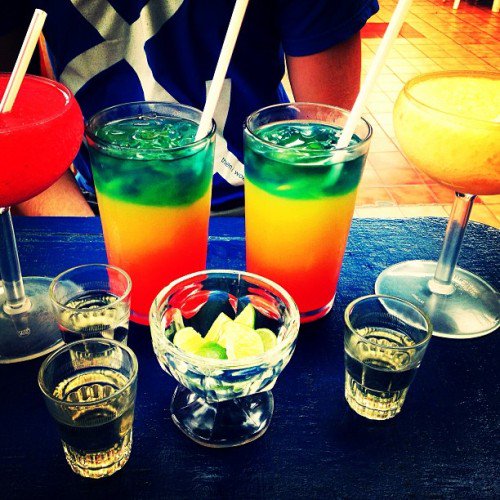 LilSug_Dancer's tweet photo. #noche de #ShoTime #buenacompañia #music #dance https://t.co/cYzXWKNrLX