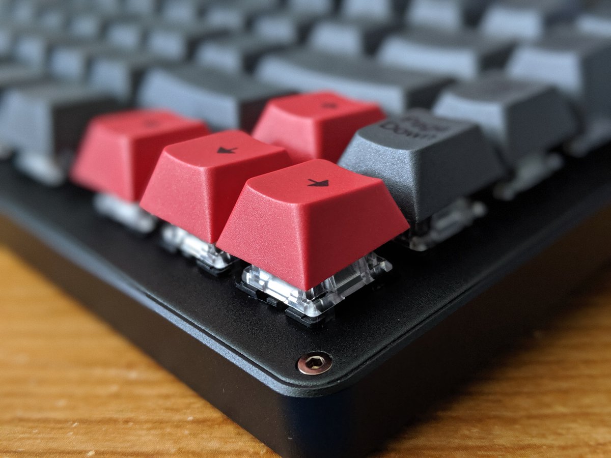 RoninMechaWorks's tweet image. The NightFox has arrived!  Awesome compact mechanical keyboard! 

Will take some time to get use to the new layout!

#NightFox #inputclub #kono #MechanicalKeyboard