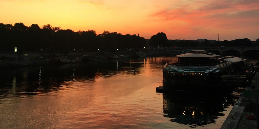 cbutcparis's tweet photo. #Freeactivities: Had a great night @FlowParis! 

#chicbutcheaparis #projectweekHH #party #nightout #sunrise @professormerlot https://t.co/EGmWApsAFu