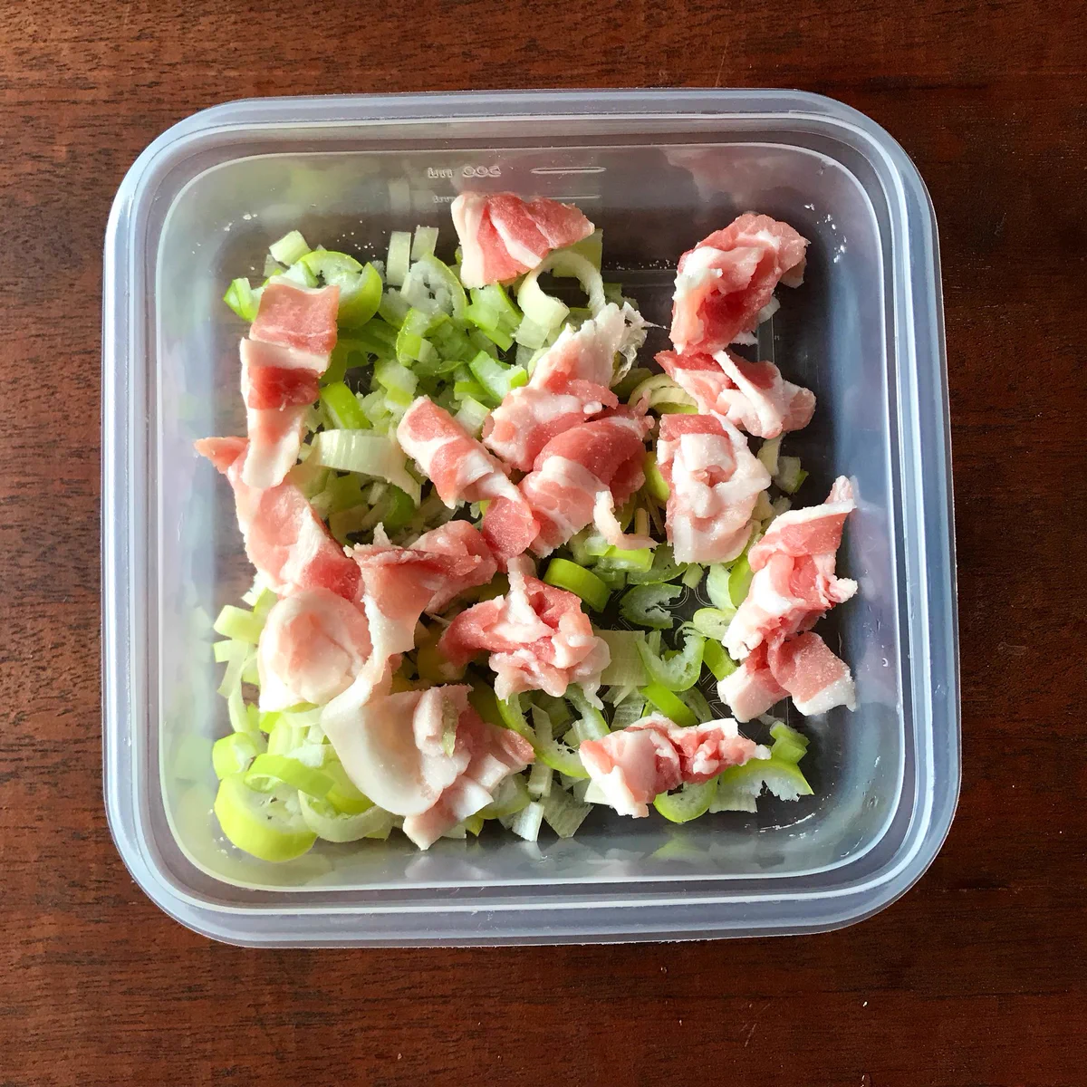 耐熱容器1つで簡単！冷凍ご飯を解凍せずに使える。画期的チャーハン!!