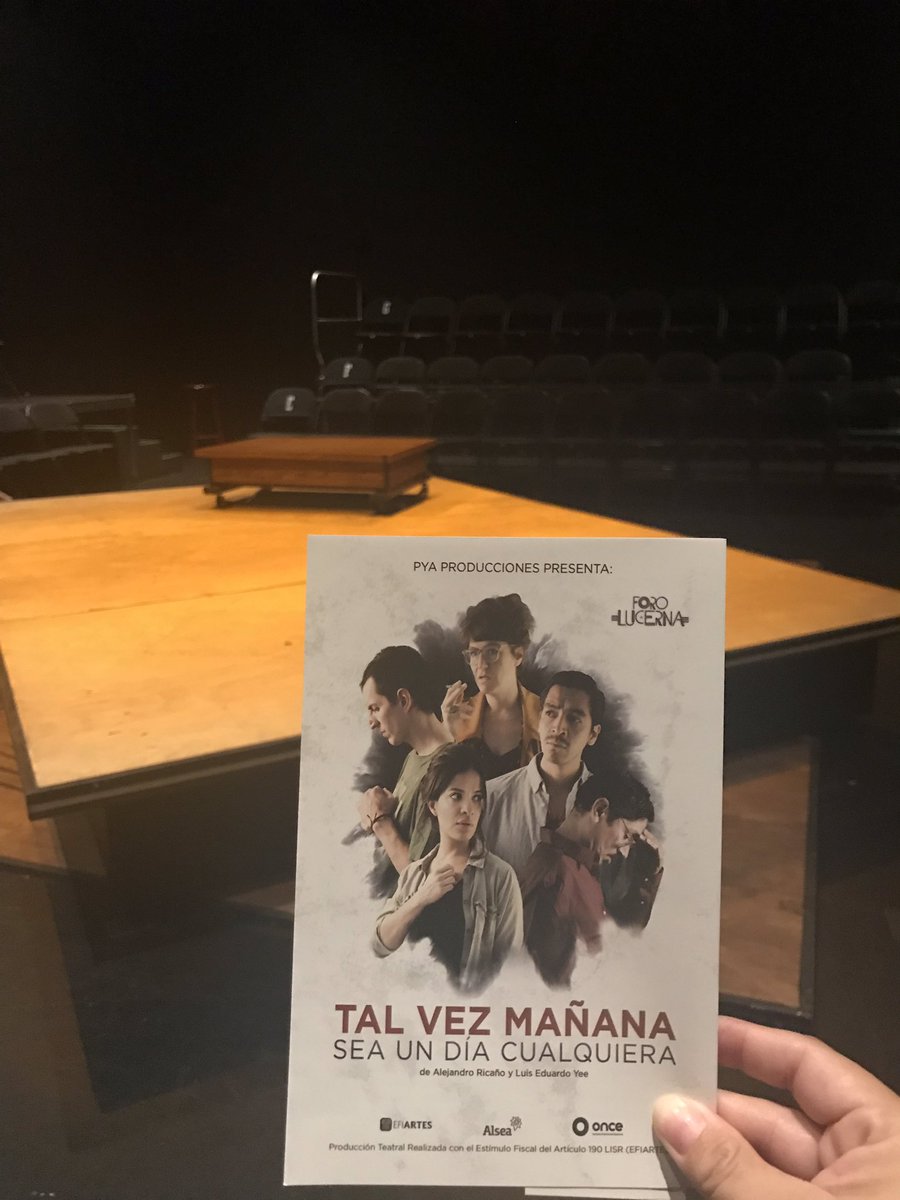 skyluch's tweet photo. Viernes de 🎭: #TalVezMañana .
Muy buena obra que refleja tantos aspectos de la actualidad que no sabes si reír o llorar.
@teatro_milan @sarapinet @Luis_EduardoYee #paulawatson #HoracioTrujillo #DavidCalderon #amantesdelteatro #yovoyalteatro #theaterlover #theaterismysport https://t.co/9jbOWqZszw