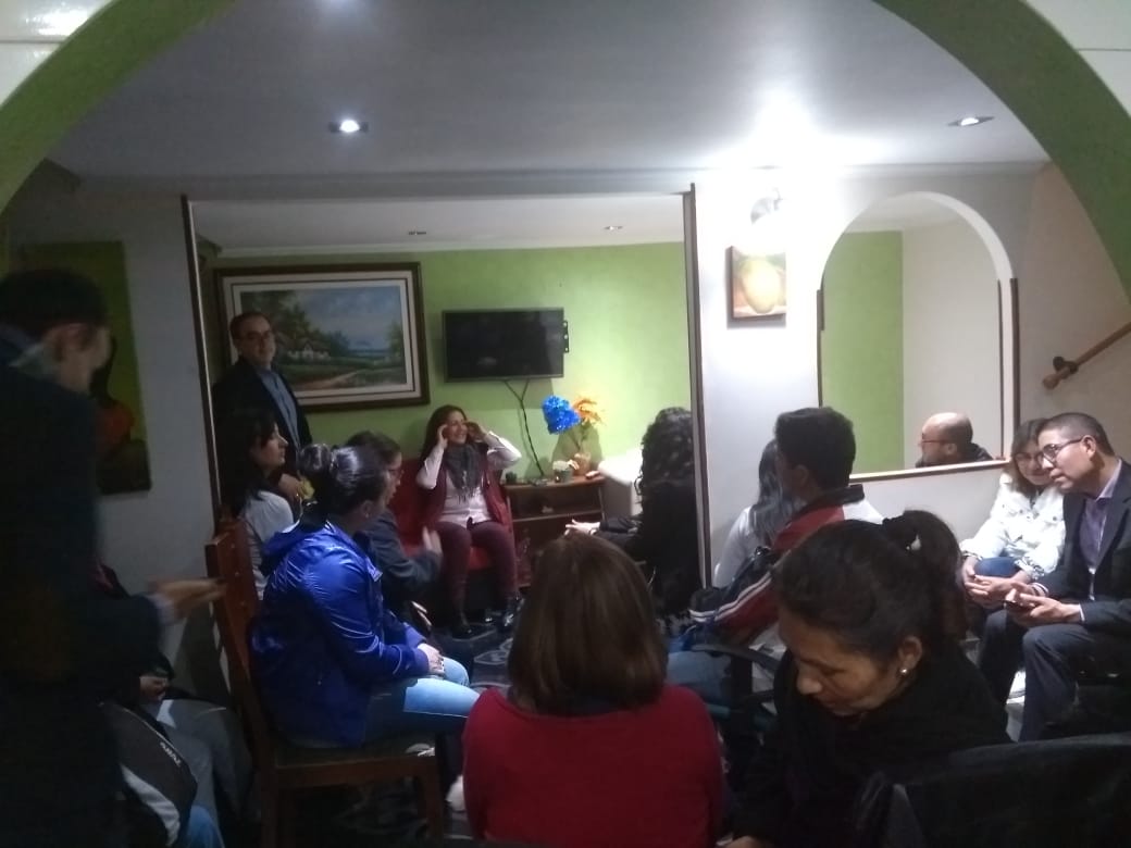 Hector_Ochoa54's tweet photo. Hoy disfrutando nuestro triunfo Colombia vs Argentina con nuestro Edil Fabián Puentes, líderes, y coordinadores de Bachué Bochica I y Morisco en compañia comunicaciones cll 80. https://t.co/5o3CBZaROR