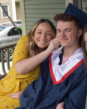 LiamHarry30's tweet photo. https://t.co/jK8EJlyL0o.     

Here’s some details for a fundraiser being thrown for Colleen at Emmett’s in Palatine https://t.co/D5WaCzm0DK https://t.co/HrFhjv342w