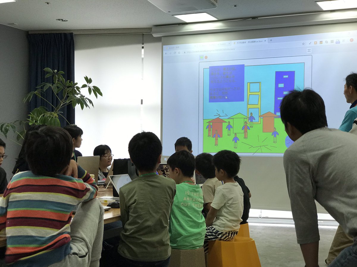 CoderdojoIna's tweet image. 発表タイム!
Scratchでボカロの曲を流しながら、裏でタイミングをコードで調整しながらテロップ出しを行なう猛者(女の子です)登場!
#CoderDojo #CoderDojo諏訪湖 #ワークラボ八ヶ岳