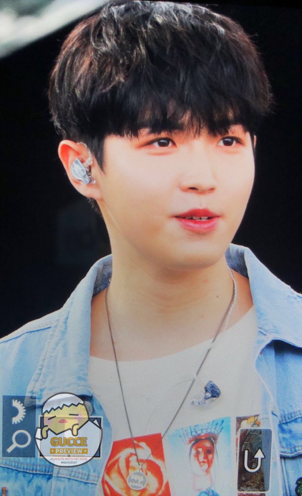 190616 서울 뮤직 파크 페스티벌

#김재환 #재환

재환이 등장하는데 구째 죽을뻔 했대,, 너무 이뻐서😵😵😵😵😵