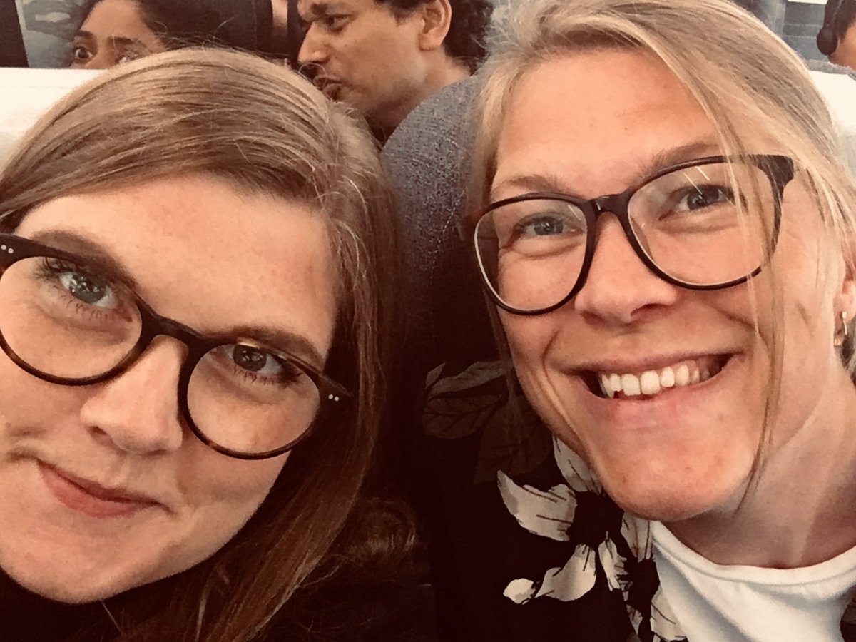 Lille uplanlagt mellemlanding i Bergen, på vej mod Grønland. Nu går vi snart i luften igen og vi ser frem til 14 dage på eventyr med <a href="/VIVEviden/">VIVEviden</a>