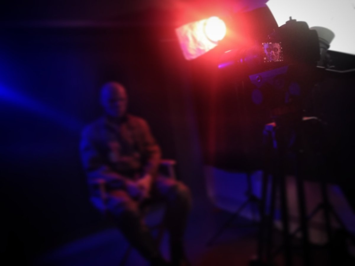 Romain_Houles's tweet photo. News "Derrière le Masque S2-EP1."
Le montage avance bien, la partie fiction est terminée, il ne reste plus que le documentaire à finir ! 
Avec l'aide du @PatmolStudio et @lytnim ! https://t.co/JHCNXTUy0W
