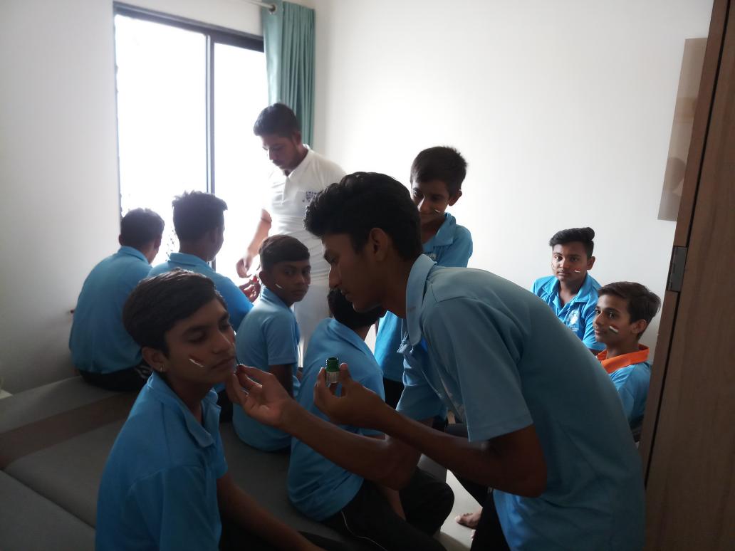 gajjar_jigna's tweet photo. #INDvPAK #CWC19 #SupportMeninblue #ICCCricketWorldCup #jchacademy https://t.co/ynAS11p4rY