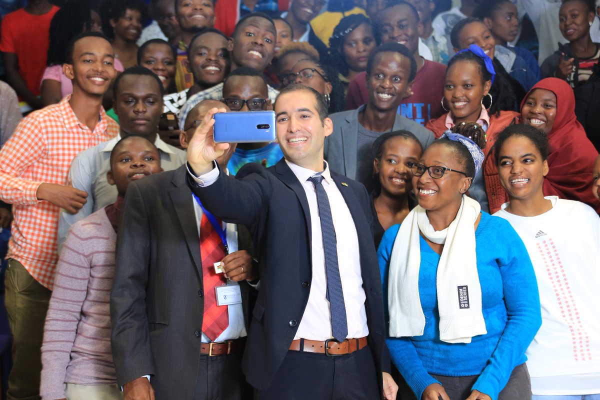 EyalDavid_mfa's tweet photo. One of the things I LOVE in my job here in #Nairobi is reaching out to the young generation, the future of #Kenya 🇰🇪, and have fruitful discussions with them on #Israel 🇮🇱, the Middle East
&amp; more.
Last week it was with the students of @ZetechUni:
📎https://t.co/MZ0oWLJIkx https://t.co/uOLJ2X2DCE