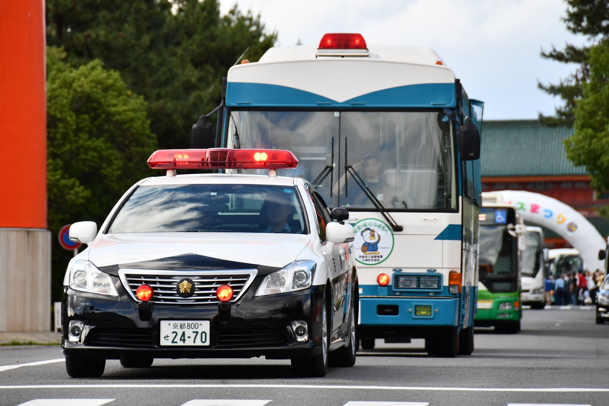 تويتر Exp5 على تويتر 今回のバスまつり車両撤収は警察車両の先導で出てきたのが良かった T Co Jn9kjjcoua