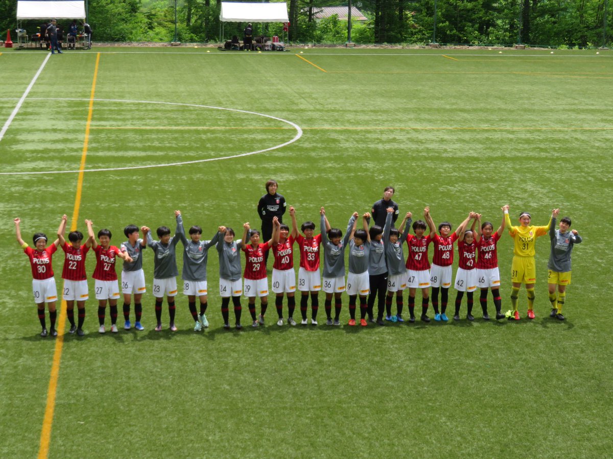 K Ozaki V Twitter 関東女子ユース U 15 準決勝 浦和レッズレディースジュニアユース 3 0 1 0 日テレ メニーナ セリアス 固い前半の終盤に途中出場をした48前原が直後にゴール 後半にも前原 その後はセリアスに押される展開が続くが カウンターから前原がハット