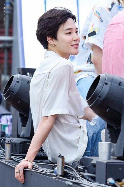 meanyoongi0309's tweet photo. Prince Eric of Korea https://t.co/eGdvfj3LK1