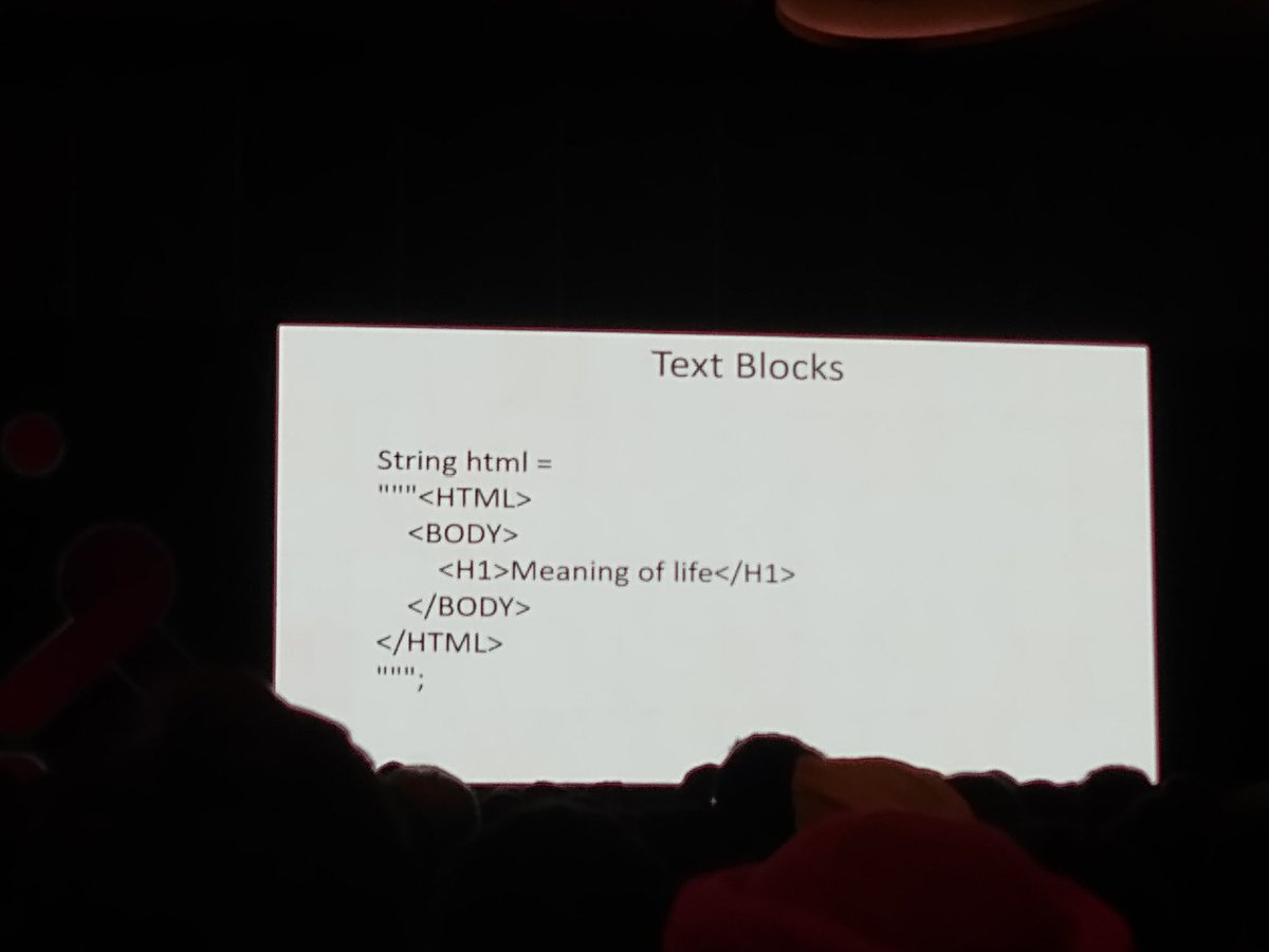 rajatdotgo's tweet image. Strong competition b/w java n python , can u guess what is going on here 🧐🧐
#JetBrains_India
#JetBrainsDay
@jetbrains
@resharper
@eMalaGupta
@mikhail_vink
@gdg_nd