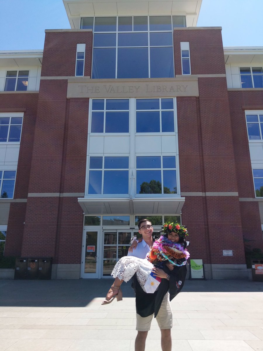 NataliePilar's tweet photo. Thank you Mr. Chip Manager for literally carrying this relationship and taking care of me when I cry for days about school 🥰 1 year apart but the only difference is that you got bigger arms 💪🏽 https://t.co/pmJFB8YtJd