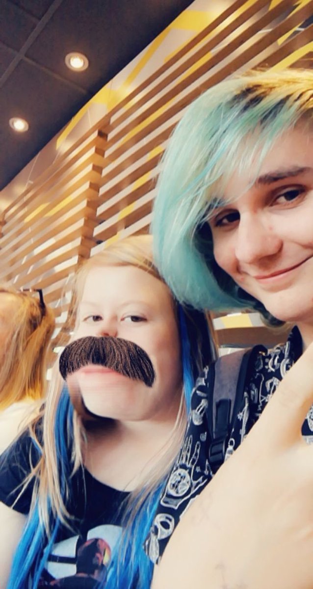 dandelionhxwell's tweet photo. @murdr_spagurdr 
HAPPITY BAPPITY MILESSSSSSS!
I hope you have a great day today. 
I’m so grateful to have a you as a friend, even though you’re such a sket. 
Love you boi 💚🖤💜💜💞🧡💖💘🧡💚💓🧡💞💛💜❤️💙🧡 https://t.co/8HMKxhKquP