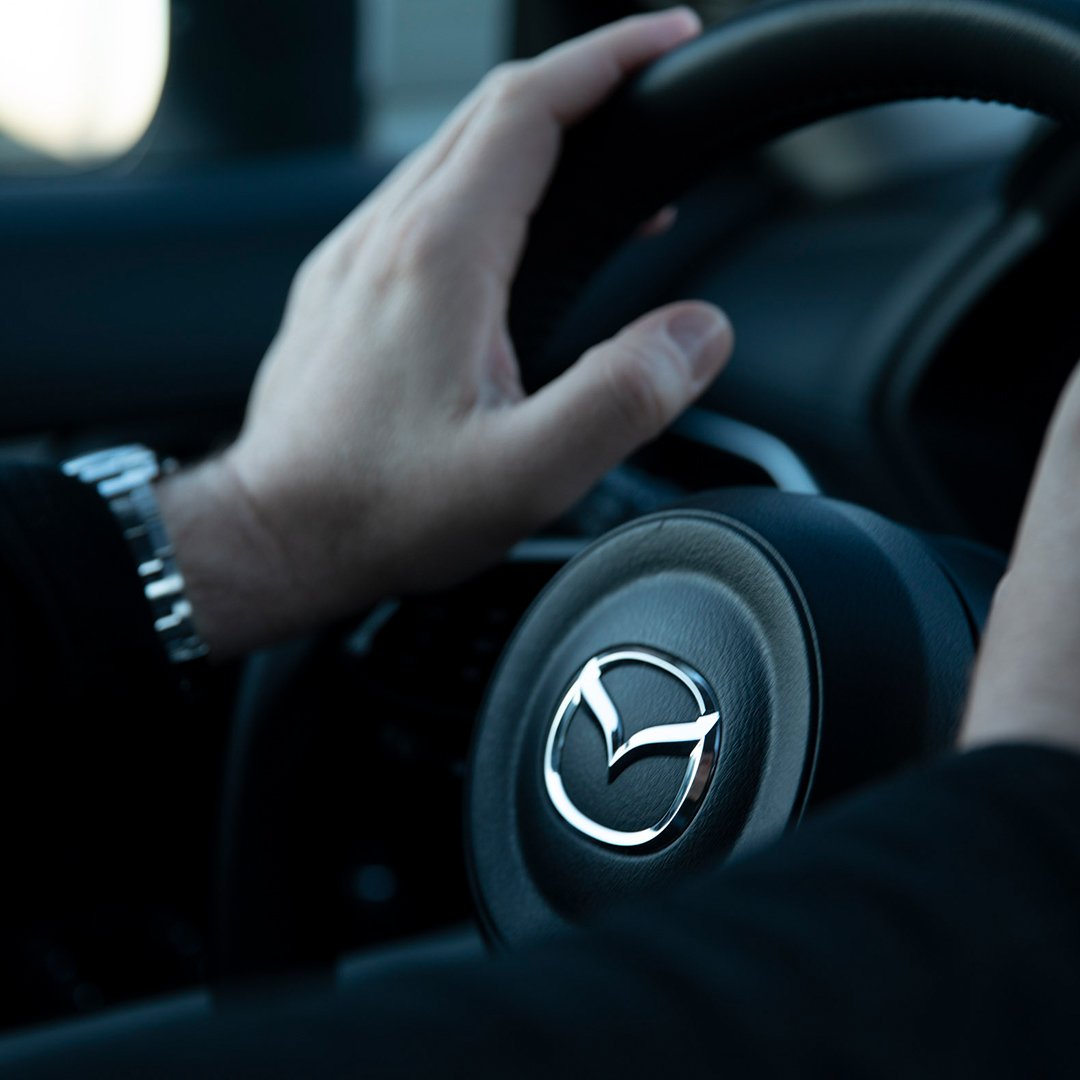 Bizi güvenle sarıp sarmalayan tüm babalarımızın #BabalarGünü kutlu olsun!