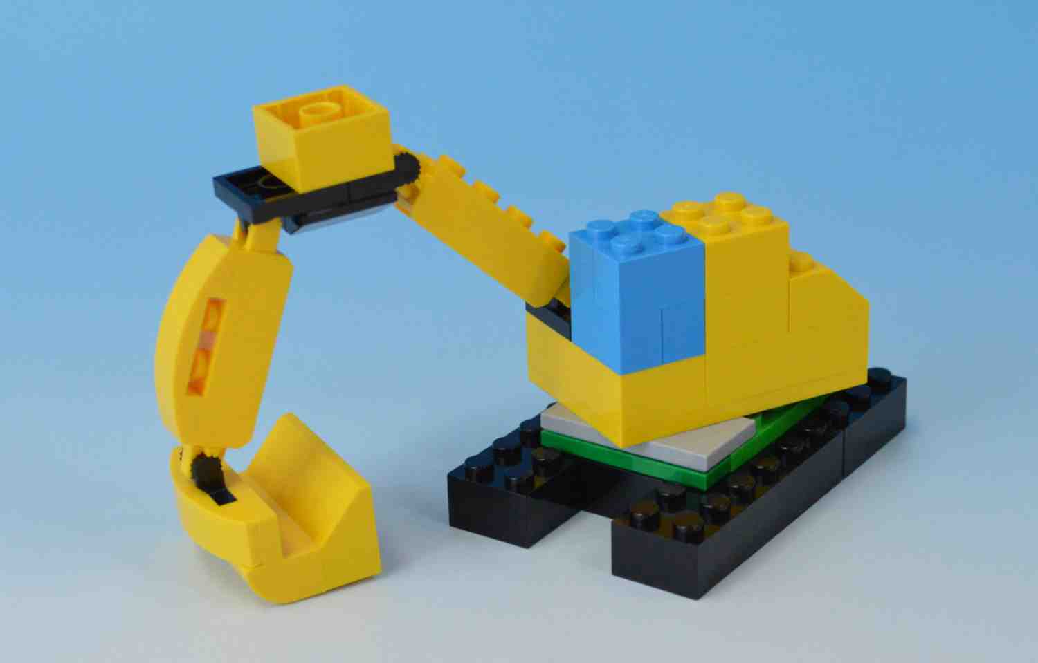 チーフ　カリブ You can build LEGO Cruiser Motorcycle using Classic 10698. I