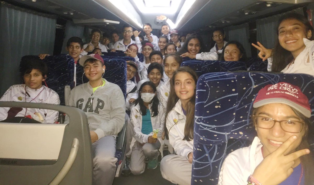 titipollimay's tweet photo. Equipo de Taekwondo Veracruz Secundaria, rumbo a los #JuegosDeportivosNacionalesEscolares de la Educación Básica #Acapulco 2019.
Vayan por esos campeonatos... Pero por sobretodo vayan a divertirse!!! 🙌🏻❤️😎
#TKD #IVD #Veracruz #SEP #SEV #ATDEV #Conade https://t.co/hDFi8bO7Kz