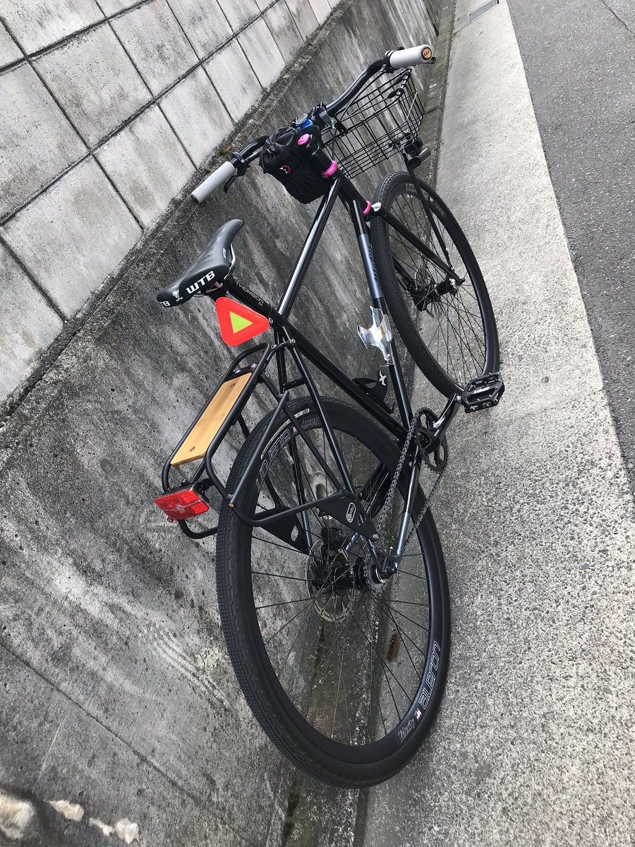 なんかダサカッコよくてかなりお気に入りかも(*´﹃`*)

#allcitycycles
#グランピースタイル
#グランピースタイル自転車