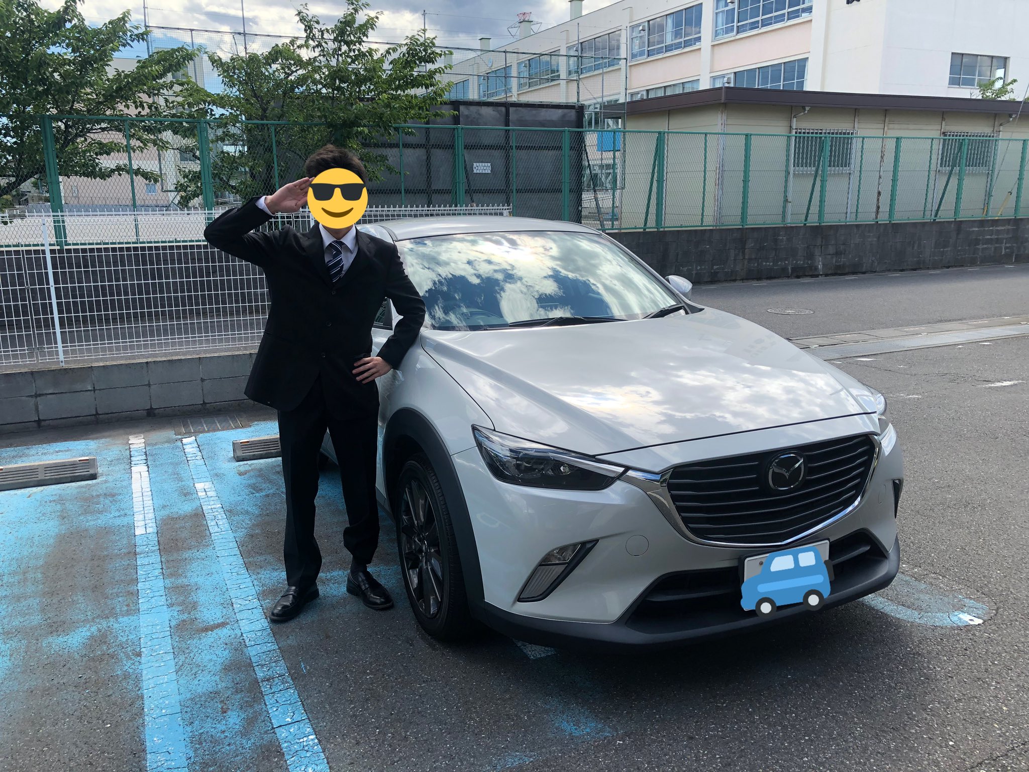 白ﾎｲ 今日令和元年6 16にmazda Cx 3 セラメタリック を無事に納車しました 晴れてマツダ乗りの一員になれた事を大変うれしく思います マツダ乗りの方そしてtwitterの自動車界隈の方よろしくお願いします 納車 Cx3 Mazda マツダ マツダ乗りと