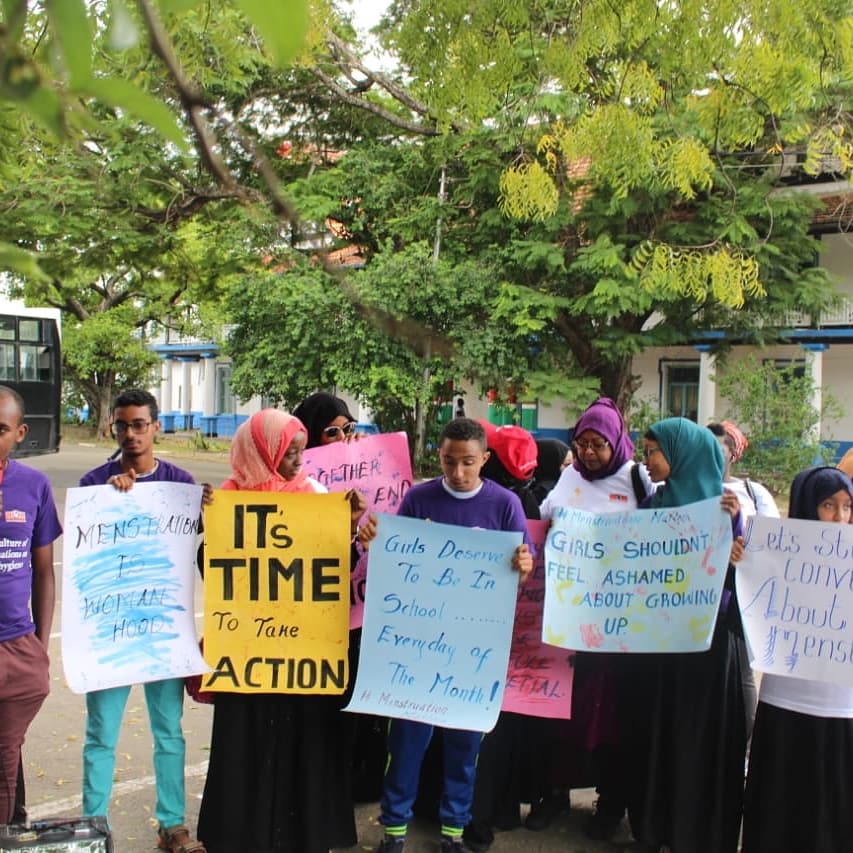 RaiseOfficials's tweet photo. 15th June 2019|| Yesterday, we marked our first annual #walk4dignity. Creating awareness to the community about the importance of MHM, with our theme : -Building a culture of open conversations on importance of menstrual hygiene-. #walk4dignity #sharethedignityke #WeAreRok https://t.co/UPzK4lAhqU