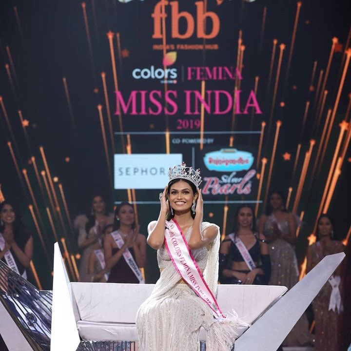 PillaisAlegria's tweet image. Congratulations to Mahatma School and #pillaicollege alumni #SumanRao for winning the @feminamissindia World 2019. This is a truly incredible achievement and the whole MES Pillai family is really very proud of her. Onwards and upwards🙌
#Missindia2019 #Alumni #MissIndia2019Finale