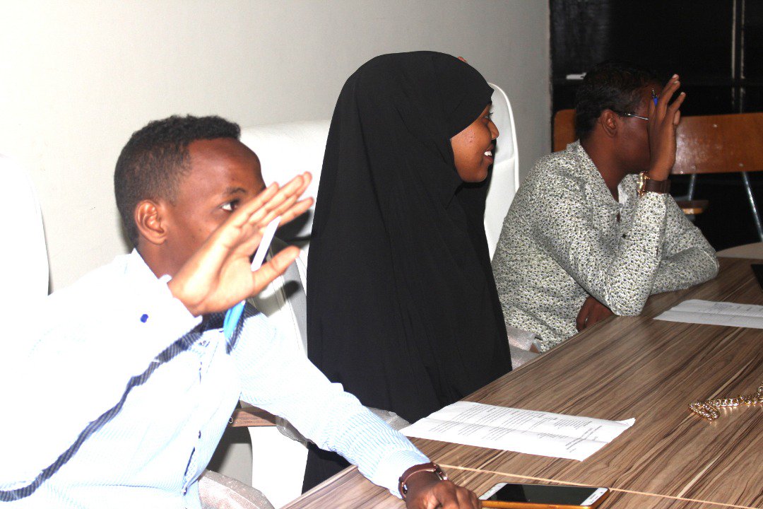 CUStudentGovt's tweet photo. .@CUStudentGov Cabinet had yesterday approved the new  #CUStuGov logo after holding an extraordinary meeting. The Cabinet also debated on wide range of issues including #Idependencedays plans, completing the draft constitution and met with @CU_mogadishu VP Prof Abdikarim Hassan. https://t.co/ZWTNKqTz4F