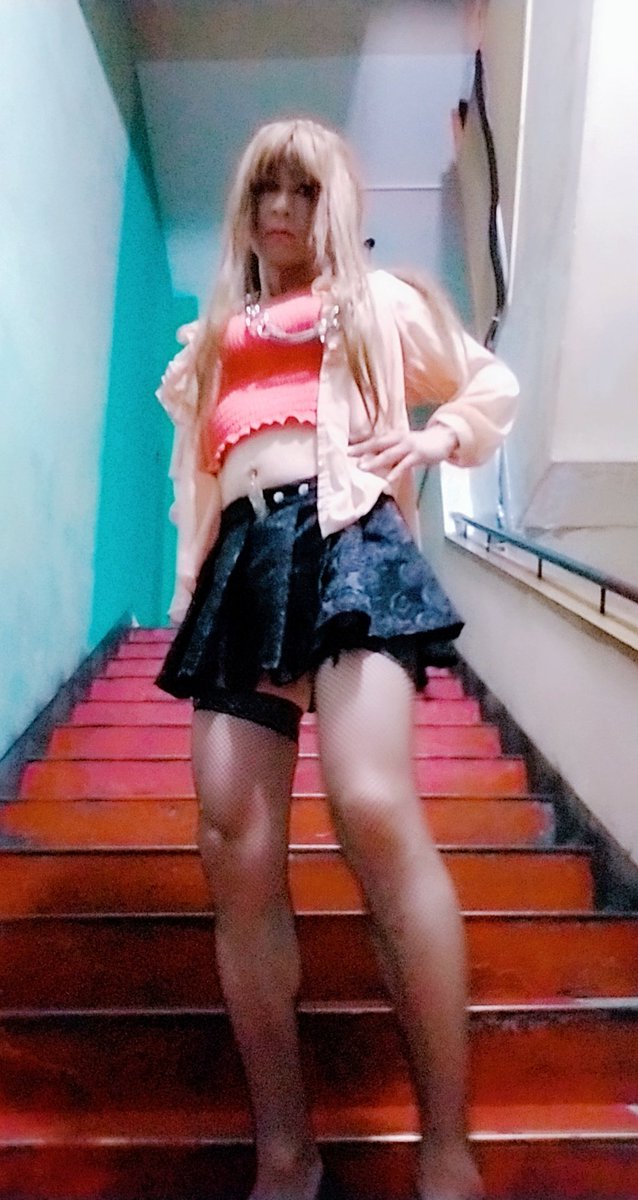 kuroyume_honoka's tweet photo. 【CLUB-HONO通信 SM mistress】「千○日活」センズリーズのキャッチャ-蘭さんとご一緒しました、白人さん調教…。久々の縄掛け忘れた(>_<)縄あと2本行方不明…。あの日本人おにぃさん初めてにしては強い
『鞭打たれたい方 来なさい』『If you want to beat whipe come』
#SM #misstress #鞭 #whipe https://t.co/TImdtMq8bp