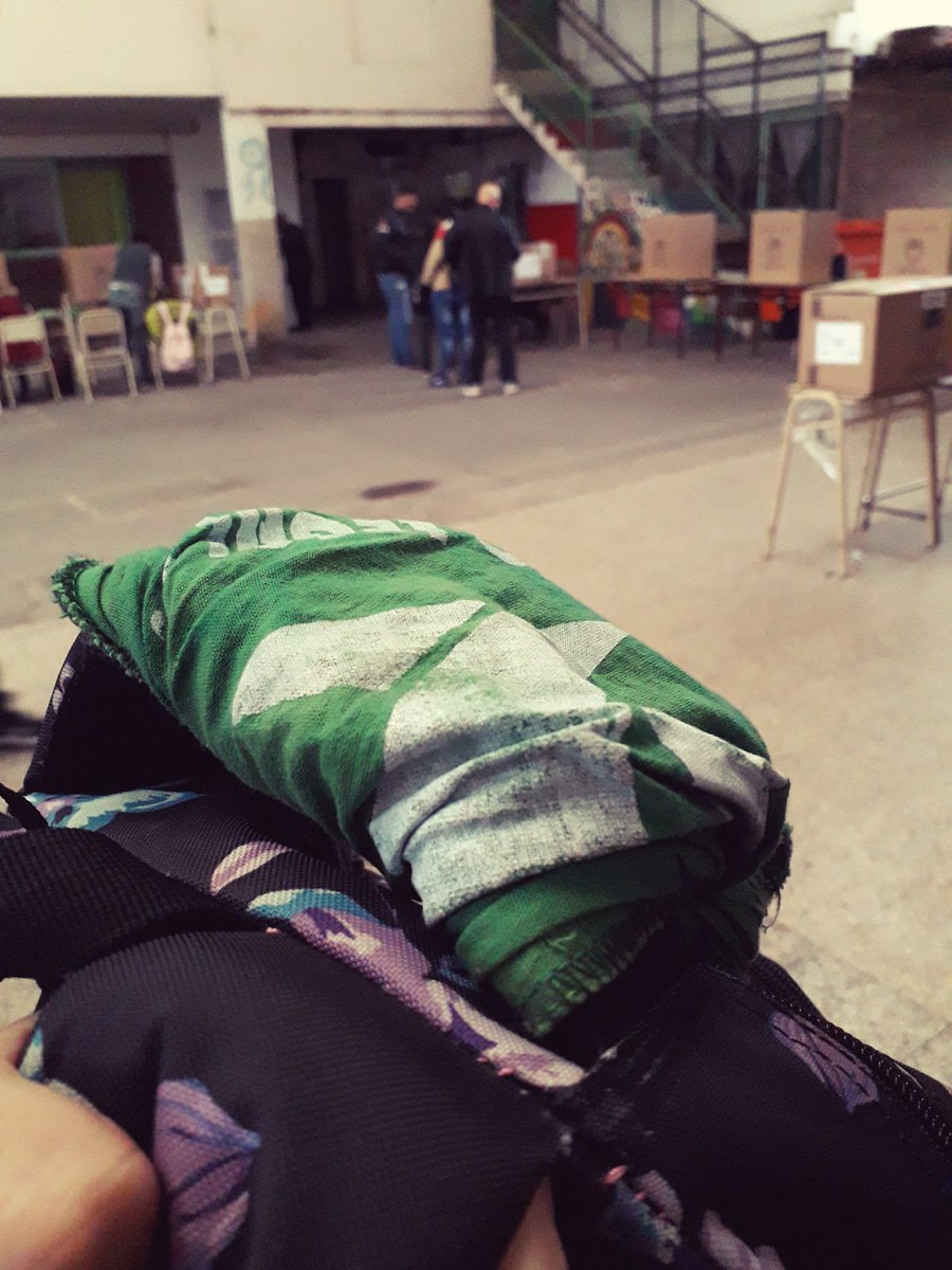 solacosta_a's tweet photo. Voto cantado y x las pibas 💚
#BonfattiGobernador 
#PerottiNo https://t.co/q7mvJt6ipH