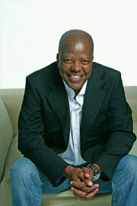 nhleiks1979's tweet photo. @SentleL has just brought me to tears by opening his show with Eddie Zondi clip #RememberingEddieZondi #RememberingTheMan
@tevincampbelll
#Dandelion one of Eddie's favourite https://t.co/TeqTzWn2A3