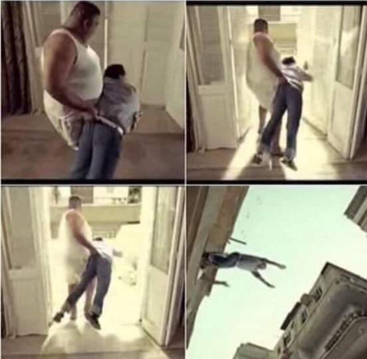 -بابا عايز فلوس عشان انزل مع اصحابي.
=عايز فلوس؟
-اه!
=انا هديك فلوس😂😂😂