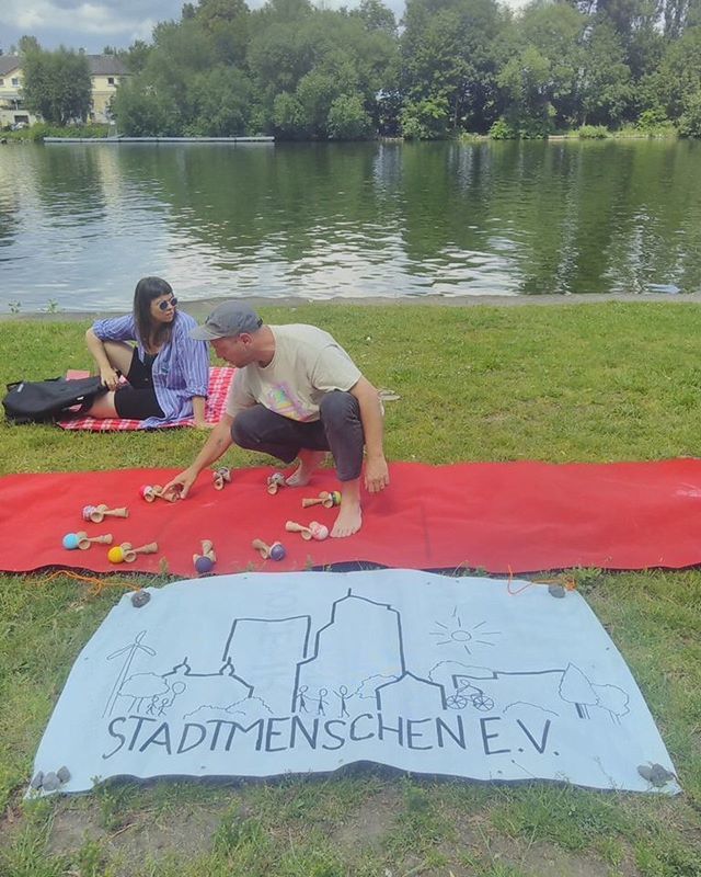 Die Kendama Sesh ist vorbereitet!!! Gleich wird gezokkt 🔥🔥🔥 bit.ly/2IYUri3 Die Kendama Sesh ist vorbereitet!!! Gleich wird gezokkt 🔥🔥🔥 Die Kendama Sesh ist vorbereitet!!! Gleich wird gezokkt 🔥🔥🔥 June 16, 2019 at 02:53PM