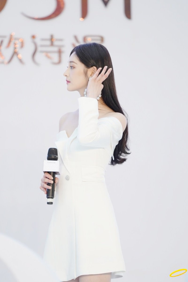 like__oxygen's tweet image. 190616 OSM event preview

#周洁琼 #주결경