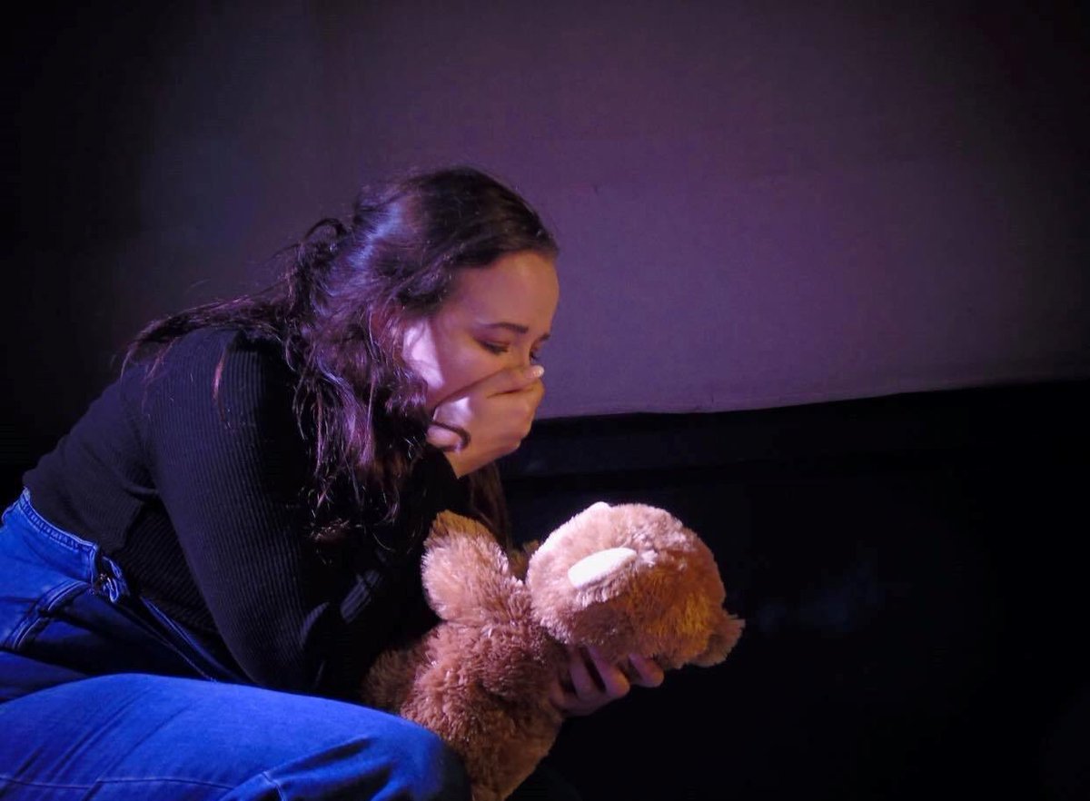 ArtsDrawstring's tweet photo. @bathspaprods @BathSpaUni #SparkFest #acting #drawstring #Medea #Takeaim https://t.co/tBvLFhxsDA