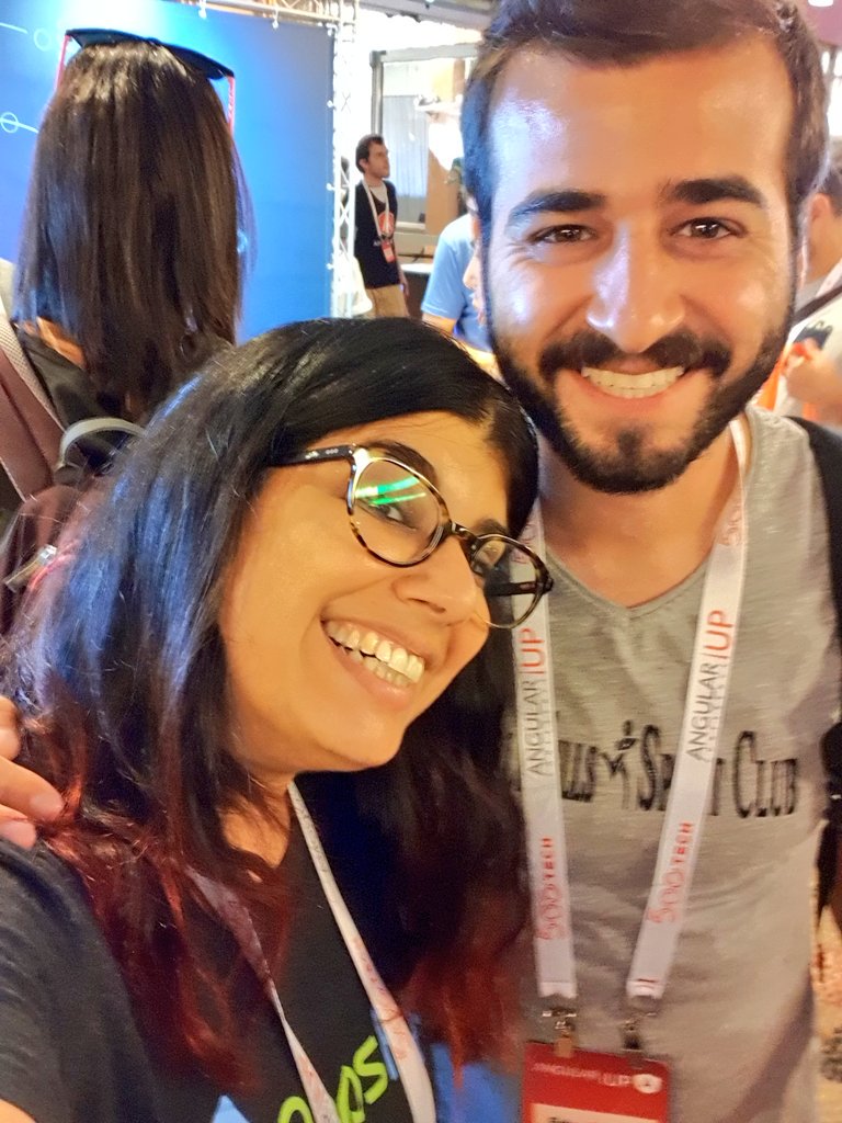 shar1z's tweet image. Reunion selfies ❤️ with old friends. #reversim #angularup #8200