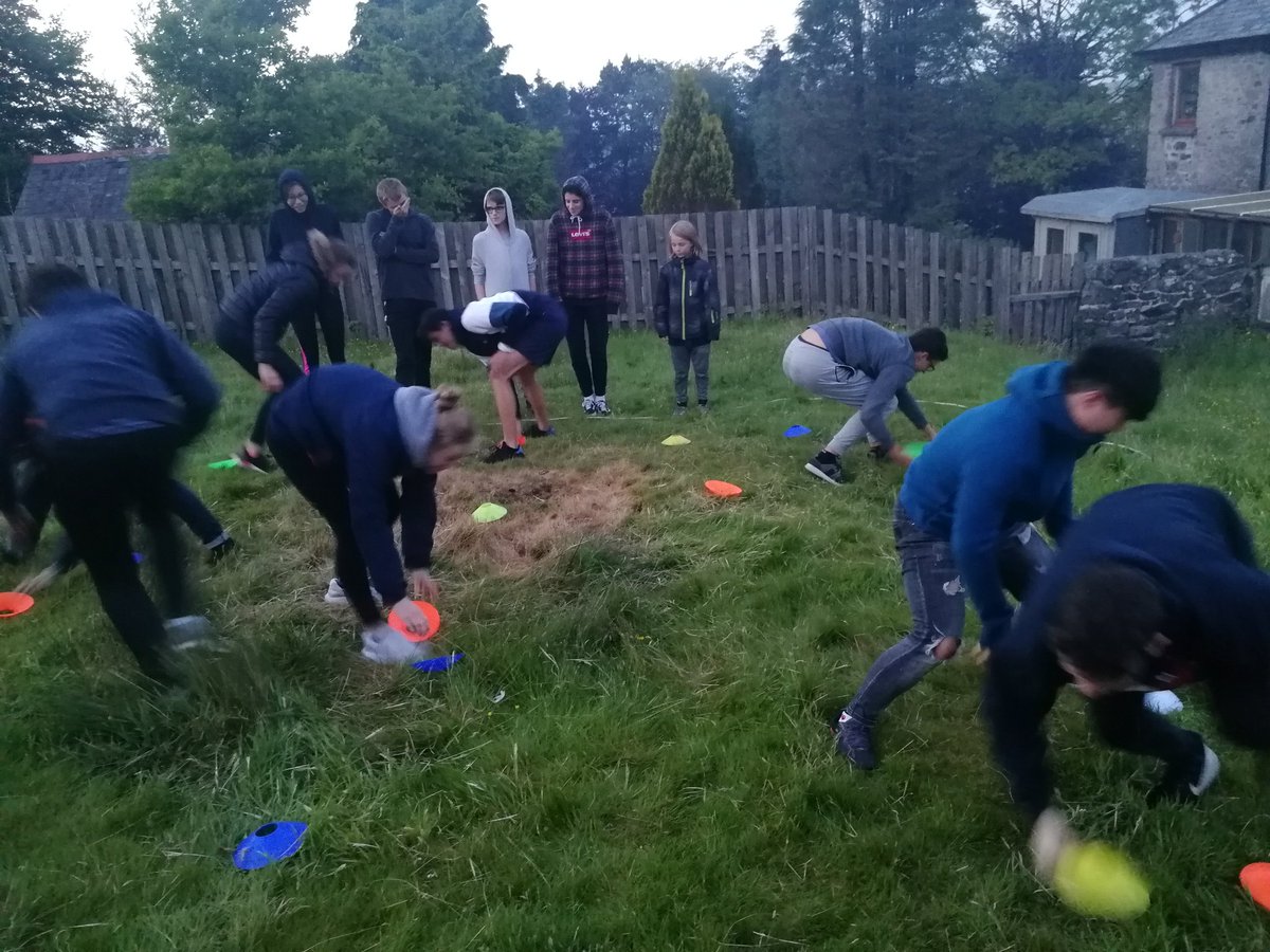 PMCboarding's tweet photo. Boarding 'camp out'! Open space, fresh air, bbq, marshmallows hide and seek and simply enjoying each others company #wellbeing#backtobasics#@BSAboarding #iloveboarding https://t.co/hNNwTDL7jZ
