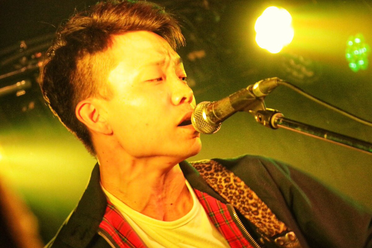 SlandToy's tweet photo. 6/16(日)@車道LINKにてToy'sland(トイズランド)オープニングアクトやり切りました！

出番は終わりましたが、イベントが終わるまでフリーCDは配布しておりますので、ぜひもらいにきてください！

よろしくお願いします！ https://t.co/7tzVVnbNus