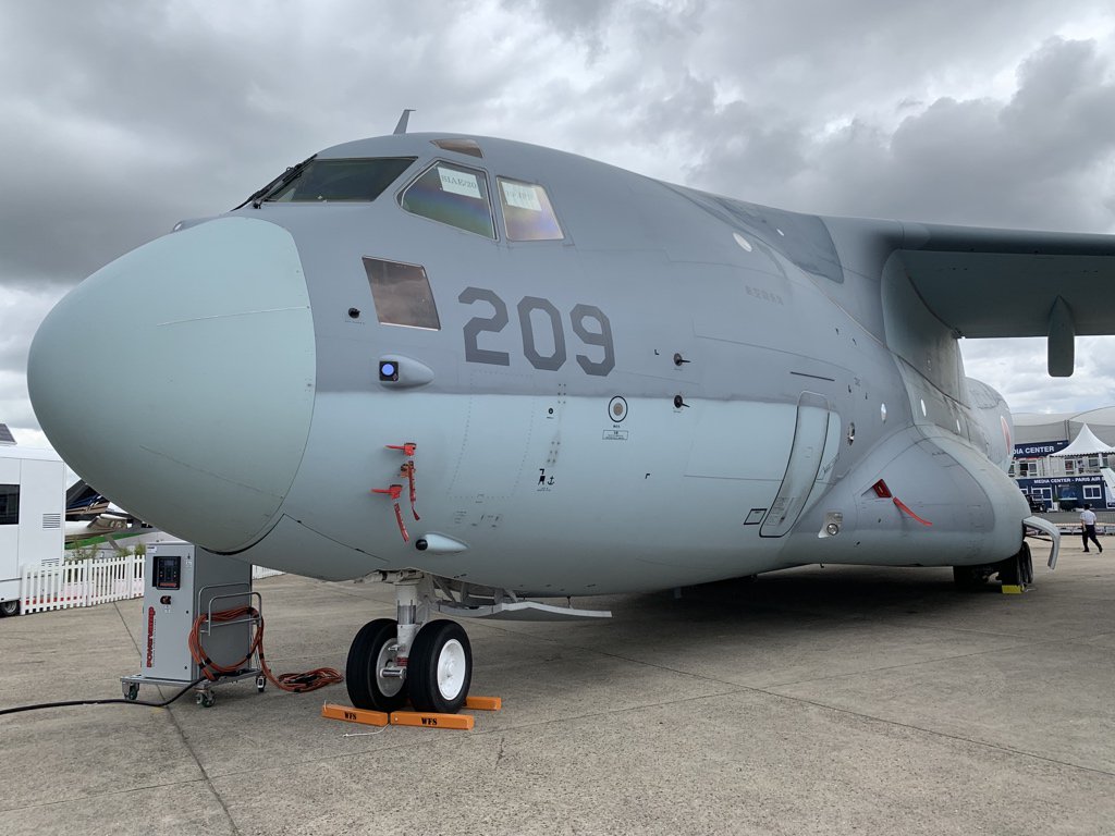 اليابان تستكمل مشروع تطوير طائرة الشحن العسكري  kawasaki c-2 D9LLKrXU8AE0nK4