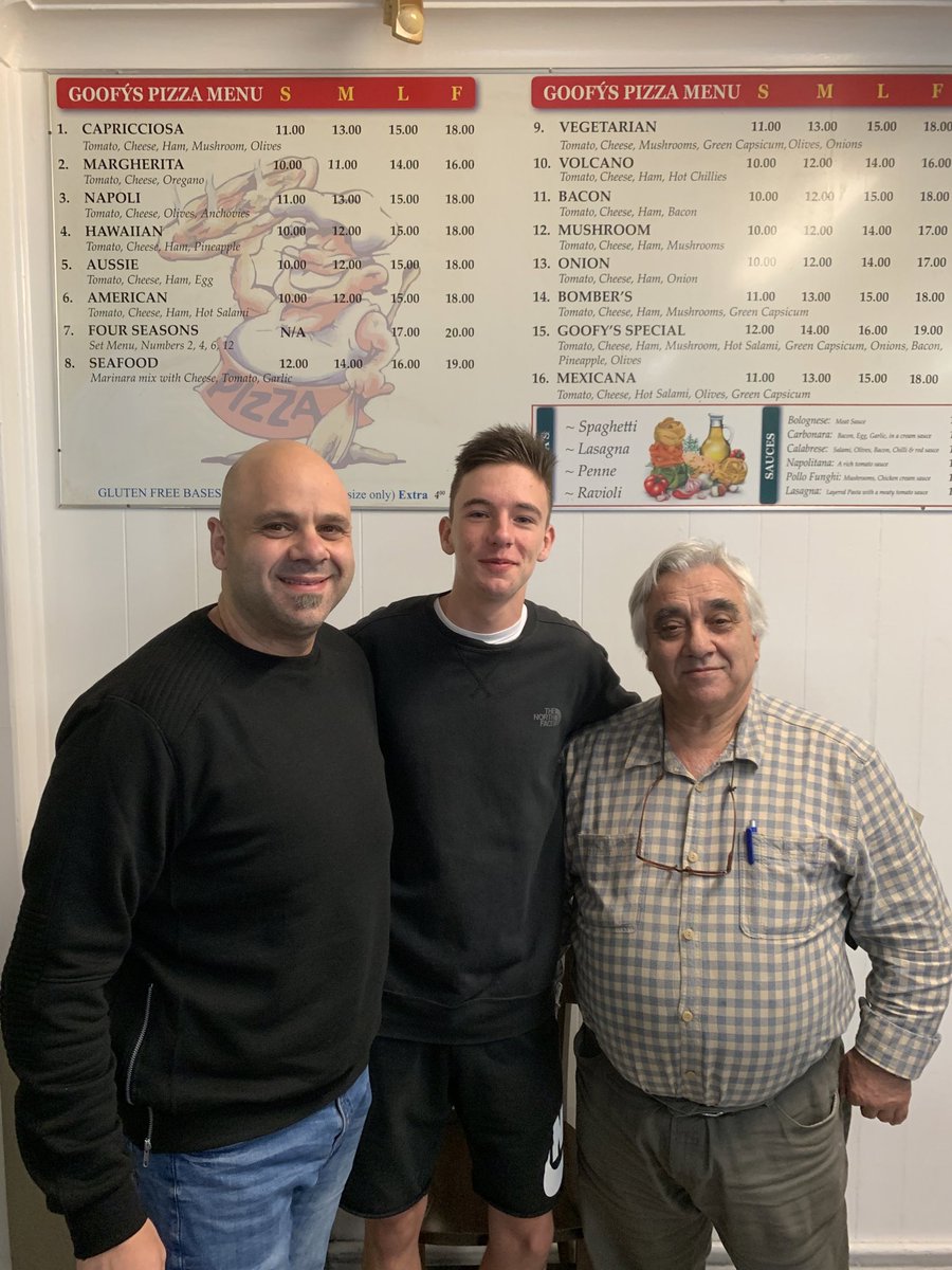It’s a proud day in the Cunningham household as my son Jack lands his first job with the King of Essendon at Goofy’s. How good <a href="/MarkAllenGolf/">Mark Allen 🇦🇺</a> <a href="/TheOx05/">David Schwarz</a>?