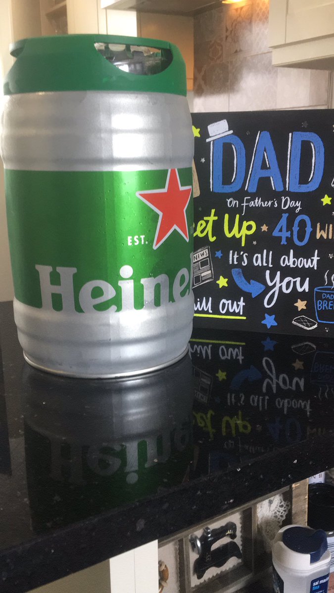 Best #FathersDayWeekend  present! <a href="/Heineken/">Heineken</a>