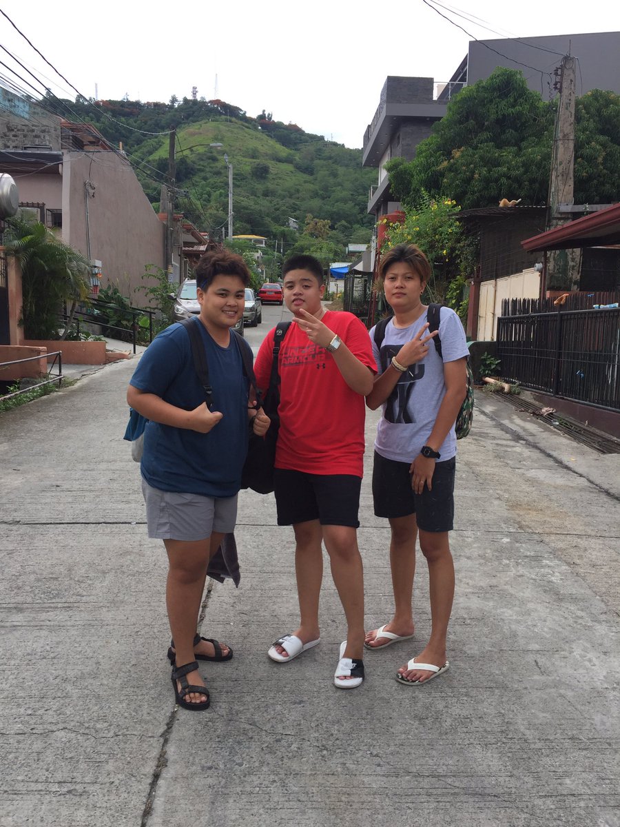 silvinolws's tweet photo. Solid! Salamat sa inyo mga mahal kong kaibigan 🤣 @chenilitoooooo @jymsmnt17  @Matttubillo @romeoandal_  @GM_machi https://t.co/Pz2cbngcLF