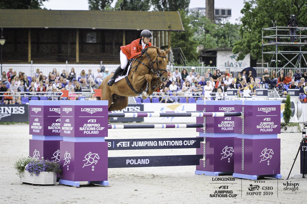 csiosopot1's tweet photo. Zaczynamy II nawrót Pucharu Narodów Longines. Emocje na sopockim Hipodromie sięgają zenitu. #CSIO5 #csiolotto #grupaenerga #PZUŻYCIESA #pocztapolska #primaverafurniture #versolanatura #pbs #stbubrokerzyubezpieczeniowi #Longines #fei https://t.co/JT5R8m6wHb