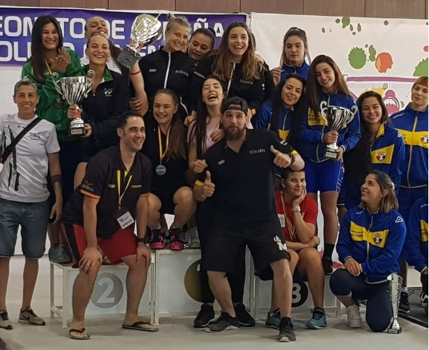 fchalter's tweet photo. Campionat Nacional Absolut 
🥇Millor territorial de la competició femenina
🥇3 ORS
🥈10 PLATES
🥉8 BRONZES
🏅2 rècords d'Espanya Sub17
WOW 😍😍 https://t.co/SxdIL7xD51
