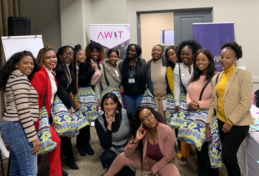 liyemaConsultn's tweet photo. The Job Ready Bootcamp is how we celebrated #YouthDay2019. Helping 10 young women gain knowledge and access is how we're taking the spirit of 1976 forward. The future is bright and bold!
Happy Youth Day!
#YouthDay #JobReadyMe #EmpoweringWomen #LiyemaConsutling #ChangingLives https://t.co/6H0OwbwzBv