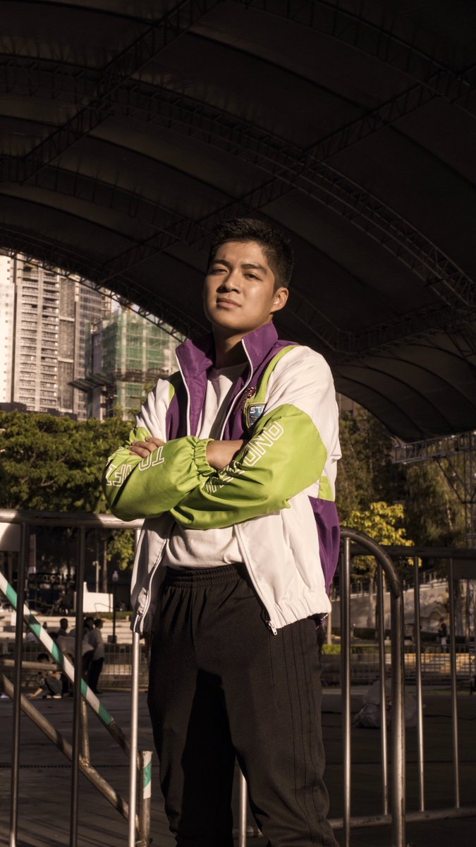 _davidsamson's tweet photo. FRICK. I’m pretty excited to watch Toy Story 4 this week!!!! Toy Story movies are really special to me and hopefully the new one doesn’t disappoint! Thank you to #0917Lifestyle for this #ToyStory4  jacket which u can get as well through this link: https://t.co/hmxc59JpVp https://t.co/KoDS64UDH2