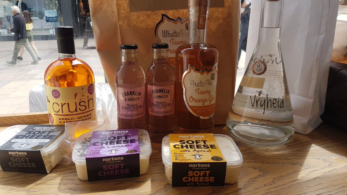 CanaryPretty's tweet photo. my purchases from the @ProudlyNorfolk food fayre in Norwich today. What great county for amazing local produce. Too much gin too little time π @drinkwhatahoot @oakvilla5 @nortonsdairy @theforum #AtUkgin #ginlovers https://t.co/aKnUrzkK6n