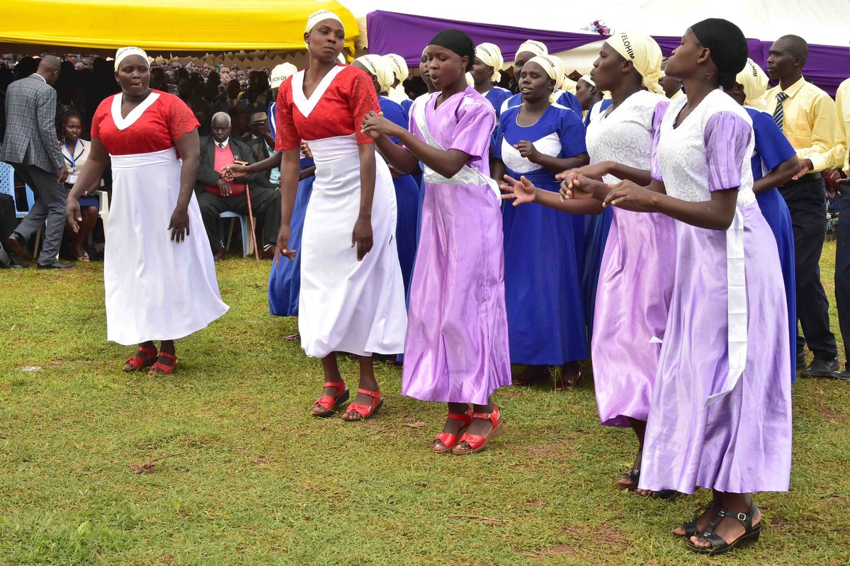 WilliamsRuto's tweet photo. 1 Peter 2 verse 10: "Once you were not a people, but now you are the people of God; once you had not received mercy, but now you have received mercy." https://t.co/tMFER5J5d6
