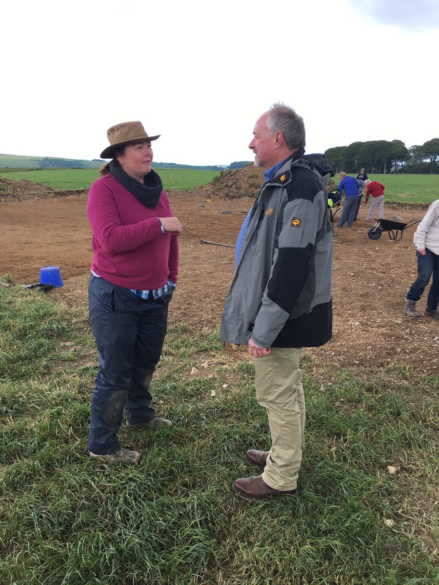 PastParticipate's tweet photo. The second of our illustrious visitors was Prof Tim Darvill on Wednesday. Lovely to see him &amp; nice for our volunteers to see our work attracting attention in this wonderful prehistoric landscape @HeritageFundSW @HeritageFundL_S @PrehistSociety https://t.co/8boiRXaxLW