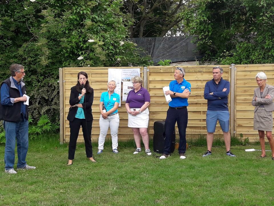 ADublanche's tweet photo. ⛳️🏆Remise des prix de la Coupe des Villes ds ce lieu magique du Golf de Maisons-Laffitte au milieu de l’hippodrome.
👏🏻Bravo à ts les golfeurs et à l’équipe de #Sartrouville qui n’a pas démérité!
J’aurai à cœur de vs accompagner ds vos projets &notamment le dvt du #handigolf https://t.co/wm28M2OO8N