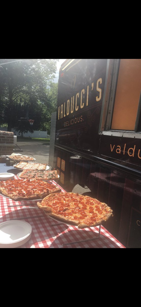 Valduccis's tweet photo. Valduccis Catering #HappyFathersDay #America #delish #EatTheWorld #valduccis call us 212-470-2277 https://t.co/QAdYTvNxxk